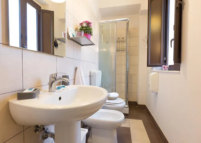 Miro Centro Bed and Breakfast 4*